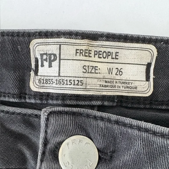#334 FREE PEOPLE Retail $98 Stevie High Rise Skinny Jeans Sz 26 Black - Picture 3 of 6